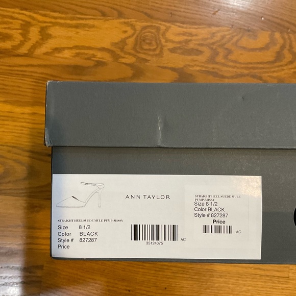 Ann Taylor NIB Straight Heel Suede Mules Size 8.5 - Picture 5 of 5